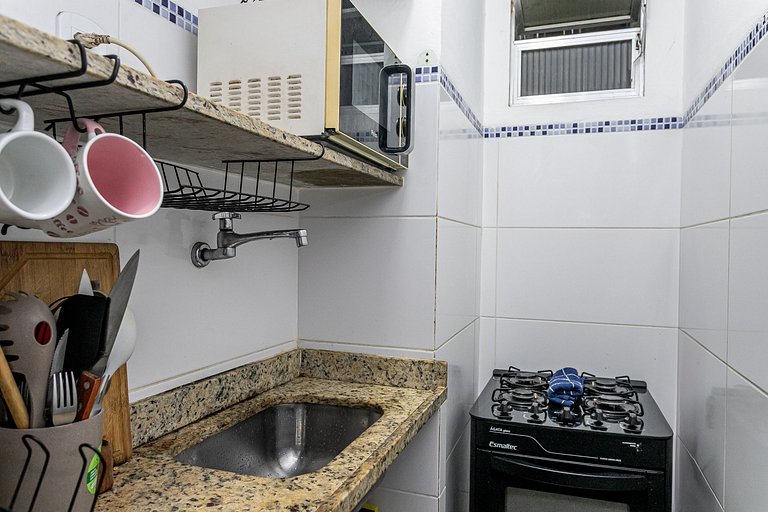 Lapa: Comfort, Near Subway | Sleeps 4