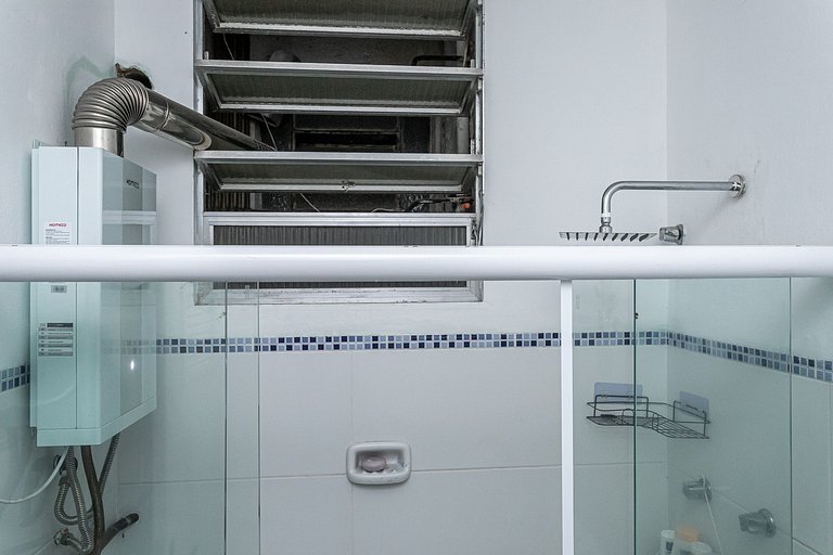 Lapa: Comfort, Near Subway | Sleeps 4