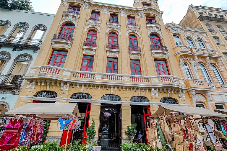 Lapa: Iconic Bohemian and Comfort for 4