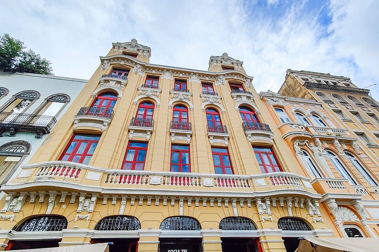 Lapa: Comfort, Near Subway | Sleeps 4