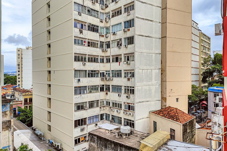 Lapa: Comfort, Near Subway | Sleeps 4