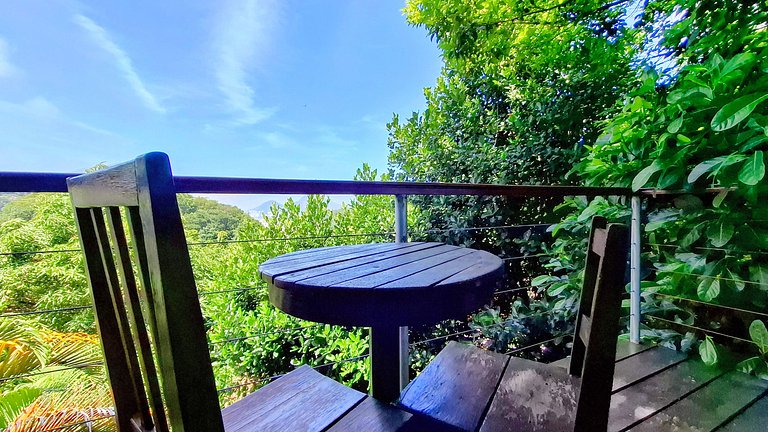 Mirante da Gávea: Forest, Pool, and View for 4