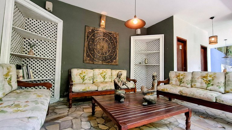 Mirante da Gávea: Forest, Pool, and View for 4