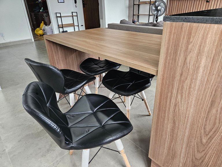 São Vicente: Conforto e Praticidade, 4 Hóspedes.