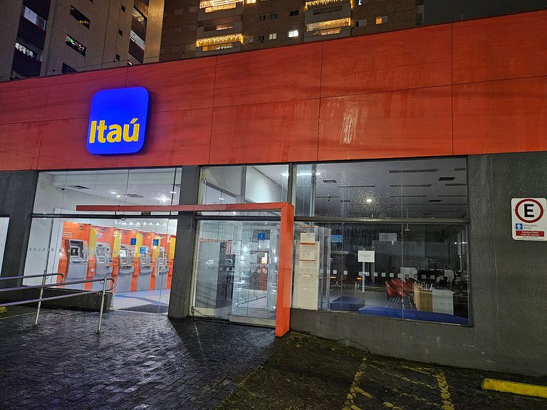 São Vicente: Conforto e Praticidade, 4 Hóspedes.