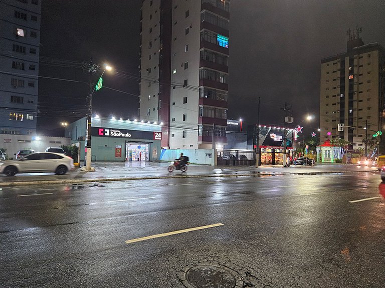 São Vicente: Conforto e Praticidade, 4 Hóspedes.