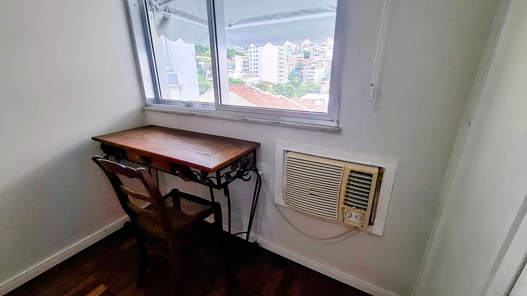 Copacabana: Família, praia e conforto | 6 pessoas