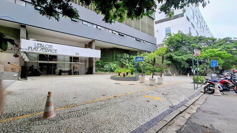 Leblon: Luxo para 4, Piscina & Garagem