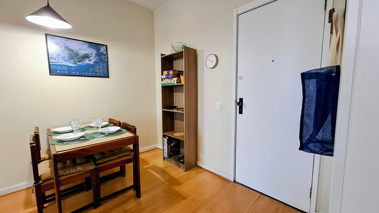 Leblon: Luxury for 4, Pool & Parking