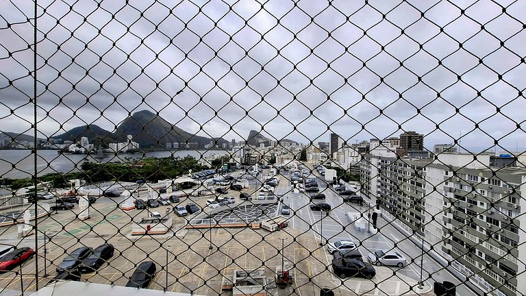 Leblon: Beach, Pool & Parking