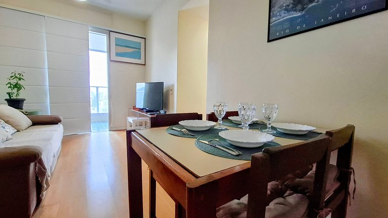 Leblon: Luxury for 4, Pool & Parking