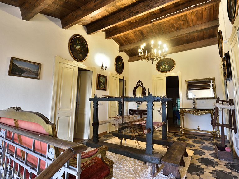 Cerdeña: Historia, Naturaleza y Confort para 2