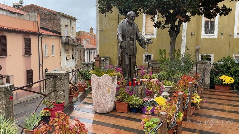 Sardinia: History, Nature, and Comfort for 3