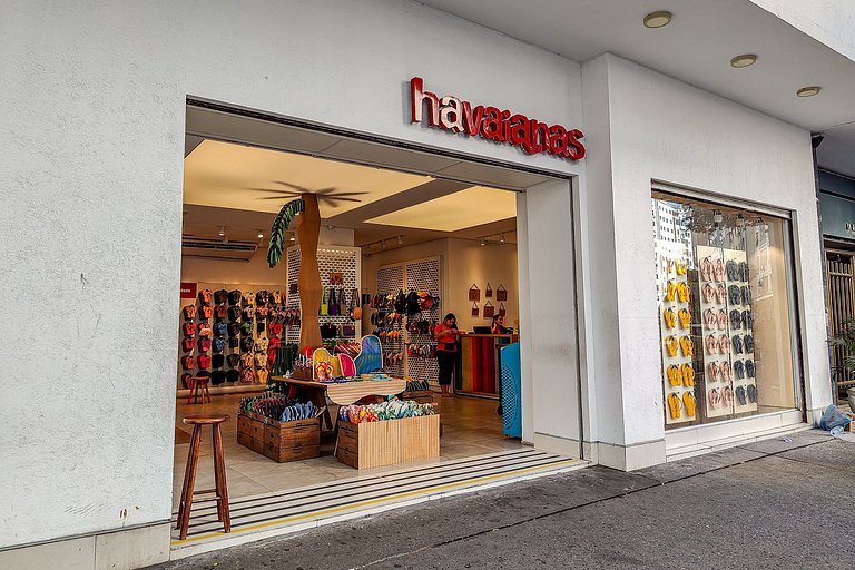 Cobertura em Copacabana: 1 Quadra da Praia e Pet Friendly