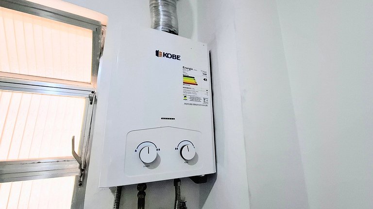 Copacabana: Conforto, Uma Quadra da Praia para 4