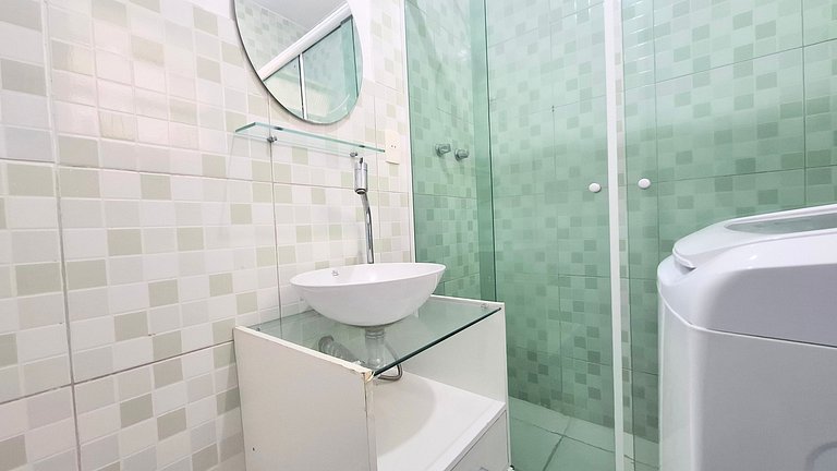 Copacabana: Confort, Una Cuadra de la Playa para 4