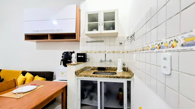 Copacabana: Confort, Una Cuadra de la Playa para 4