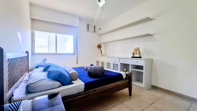 São Conrado: Balcony, Beach and Pool, 4 Guests