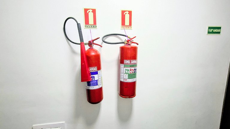 São Conrado: Balcony, Beach and Pool, 4 Guests