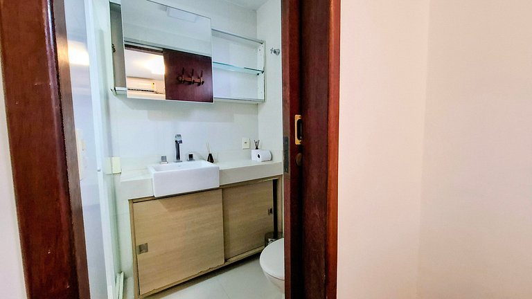 Copacabana: Penthouse with Ocean View, 4 Guests