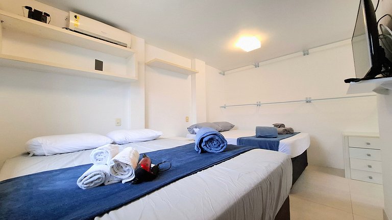 Copacabana: Penthouse with Ocean View, 2 Guests