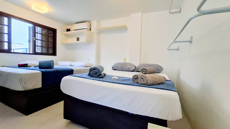 Copacabana: Penthouse with Ocean View, 2 Guests