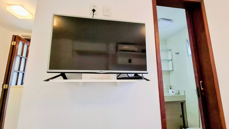 Copacabana: Penthouse with Ocean View, 2 Guests