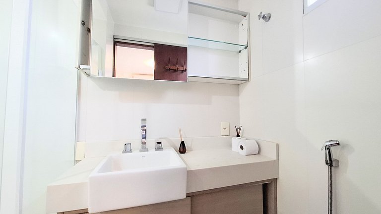 Copacabana: Penthouse with Ocean View, 4 Guests