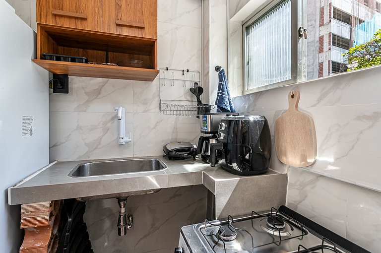 Rent apt Gloria Rio subway air conditioning