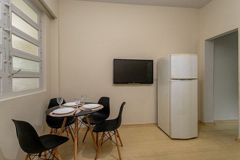 Copacabana: Forest view and comfort for 4