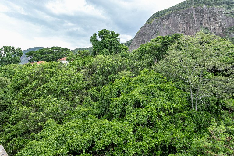 Copacabana: Visada del bosque y comodo para 4