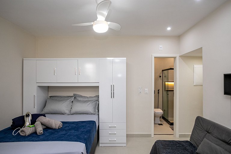 Copacabana: Luxury, Beach, and Comfort | 4 Guests