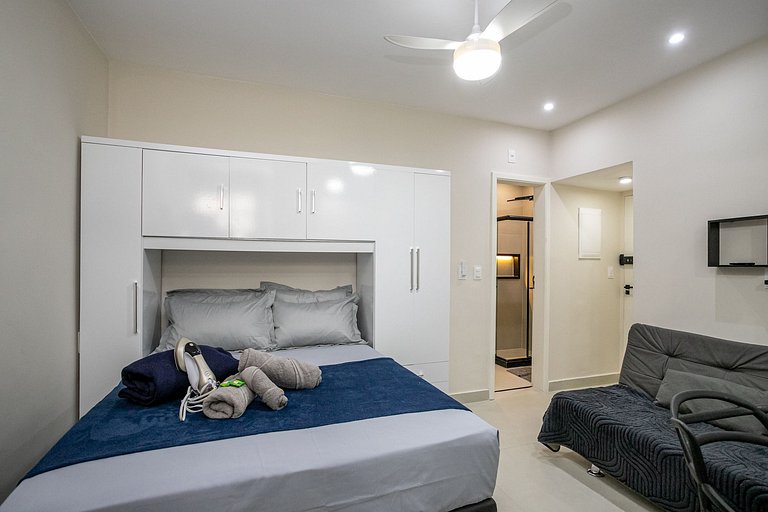 Copacabana: Luxury, Beach, and Comfort | 4 Guests