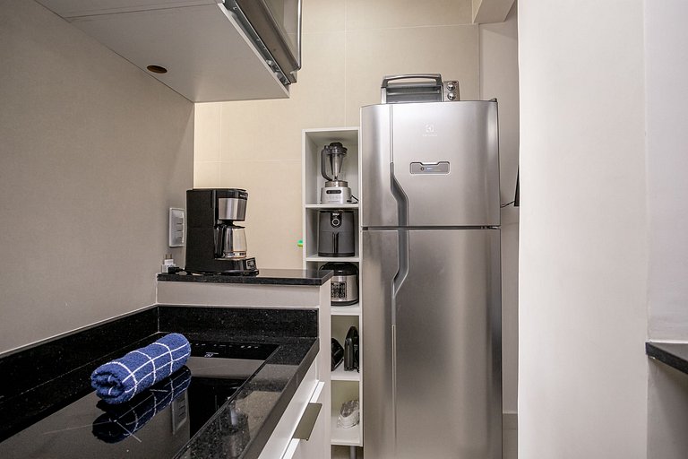 Copacabana: Luxury, Beach, and Comfort | 4 Guests