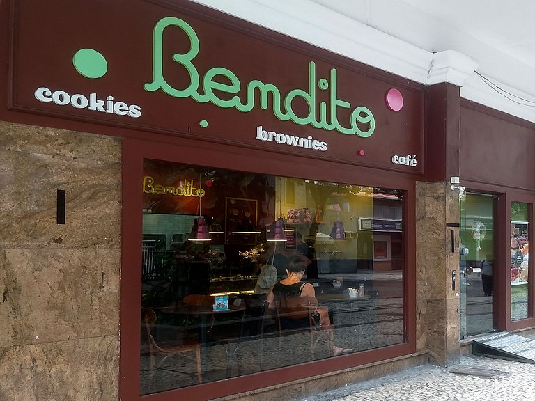 Copacabana: Vista Mar e Pet Friendly | 5 Hóspedes