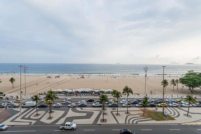 Copacabana: Beach View and Pet Friendly | 5 Guests