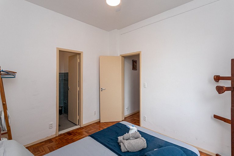 Glória: Comfort and Subway Access | 4 Guests