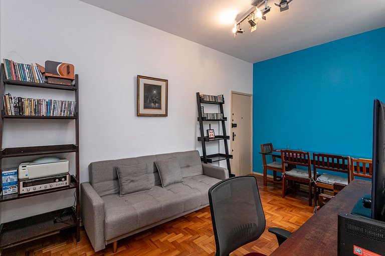 Rent apt Gloria Rio subway air conditioning