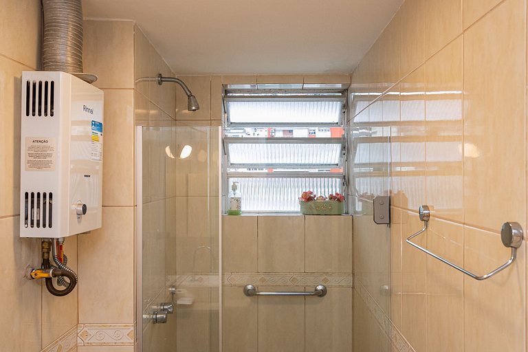 Copacabana: Family, beach and comfort for 6 Guests