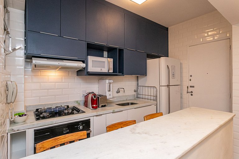 Copacabana: Family, beach and comfort for 6 Guests