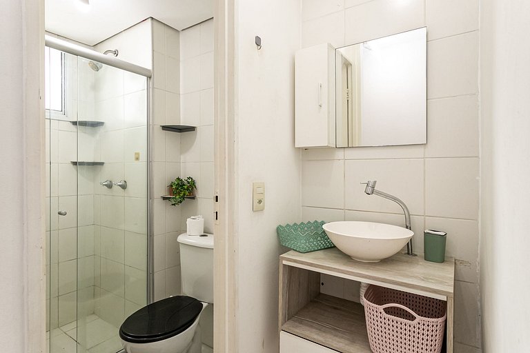 Barra: Piscina, Garagem e Conforto para 4