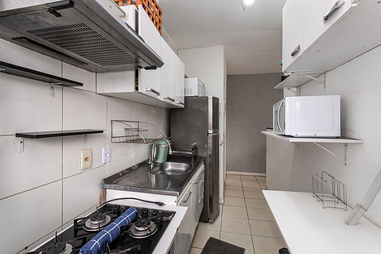 Barra: Piscina, Garagem e Conforto para 4