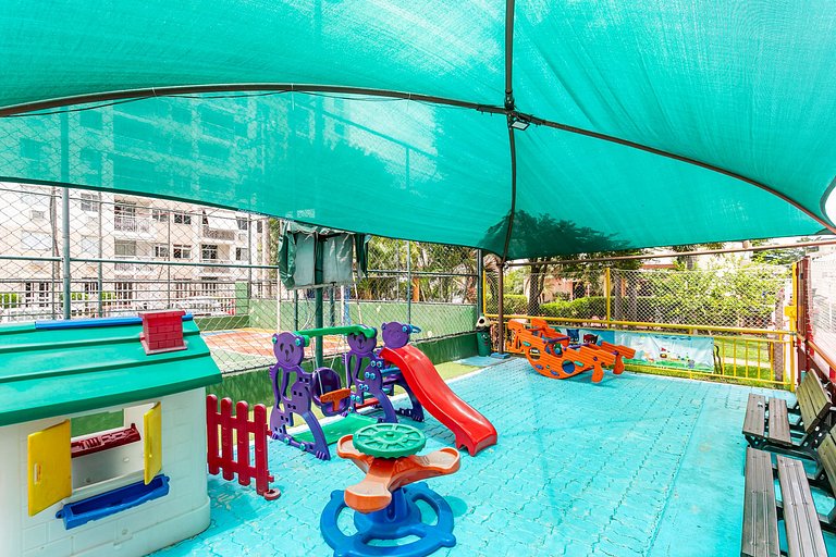 Barra: Piscina, Garagem e Conforto para 4
