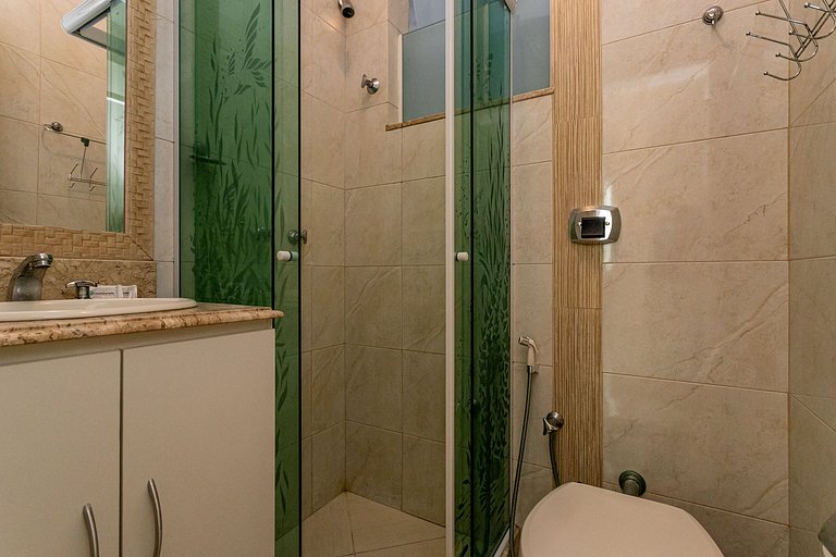 Plaza Copacabana - 4 Guests, Comfort and Beach