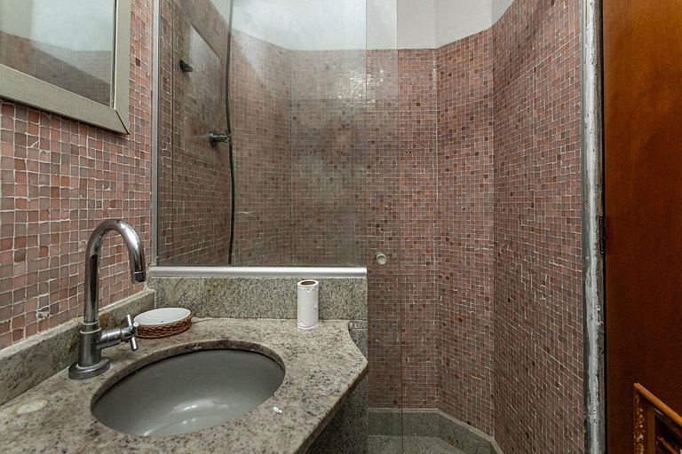 Laranjeiras Mansion: Comfort, Lux and Pool for 8