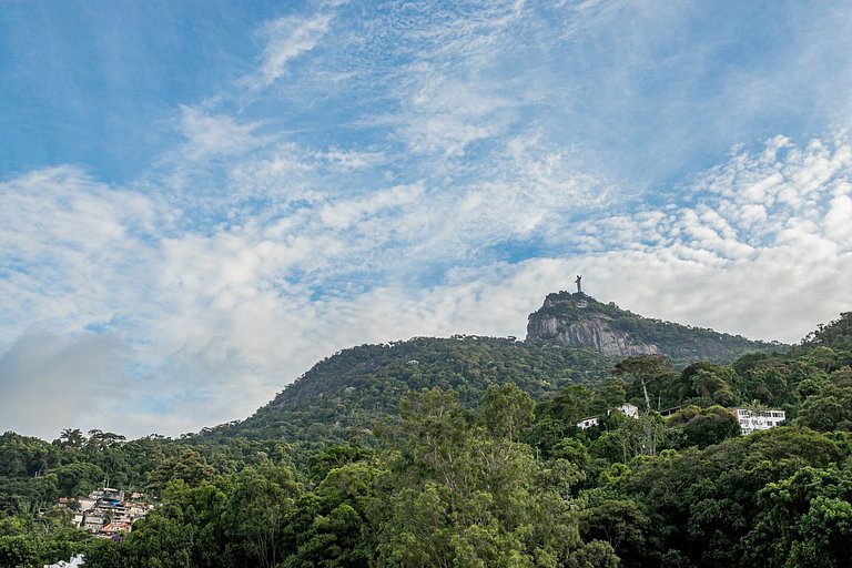 Casa Laranjeiras: conforto, luxo e piscina para 8