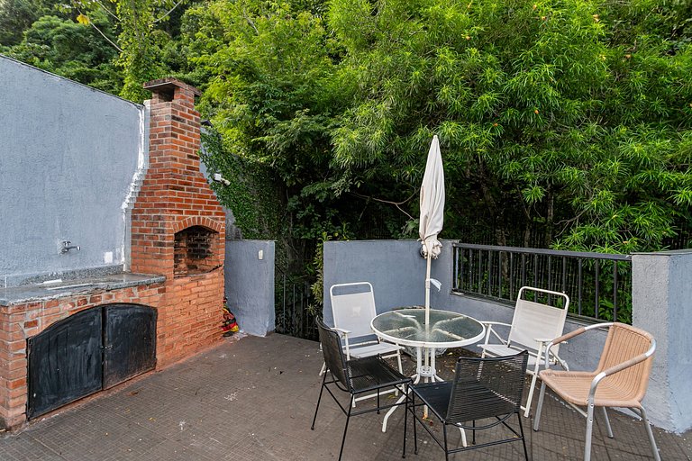 Casa Laranjeiras: conforto, luxo e piscina para 8