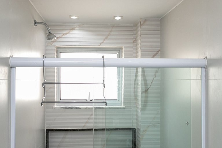 Cobertura em Copacabana: 1 Quadra da Praia e Pet Friendly