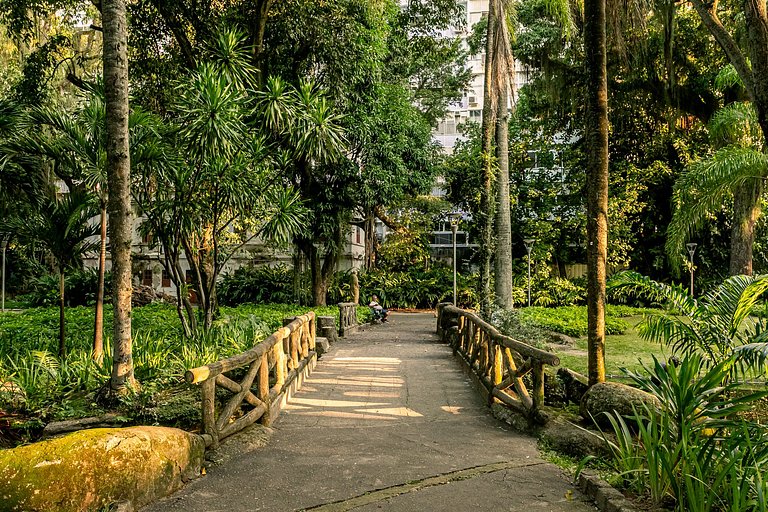 Glória: Comfort and Subway Access | 4 Guests