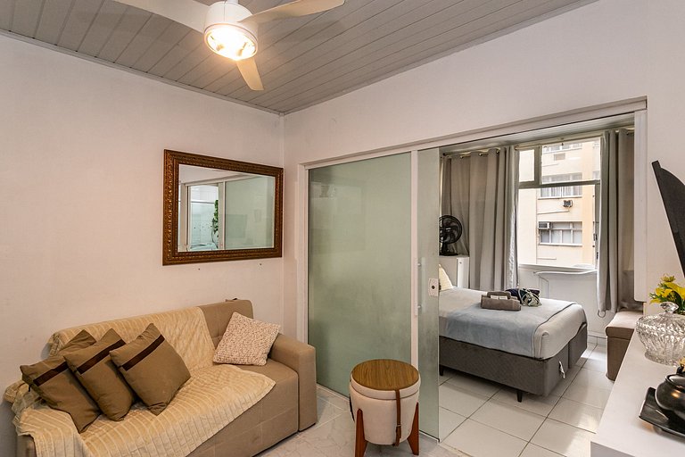 Apartment in Copacabana near beach and subway | 4 guests